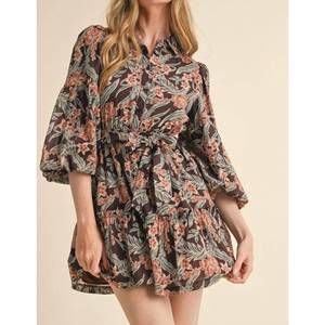 Chic Floral Mini Dress with Bell Sleeves